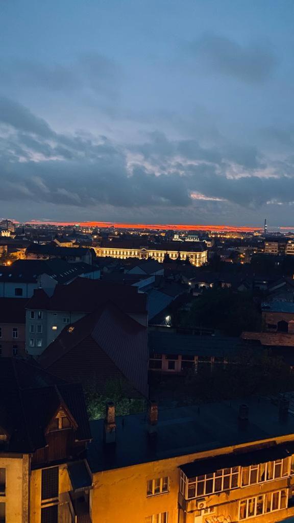 Over The City Oradea Exterior photo