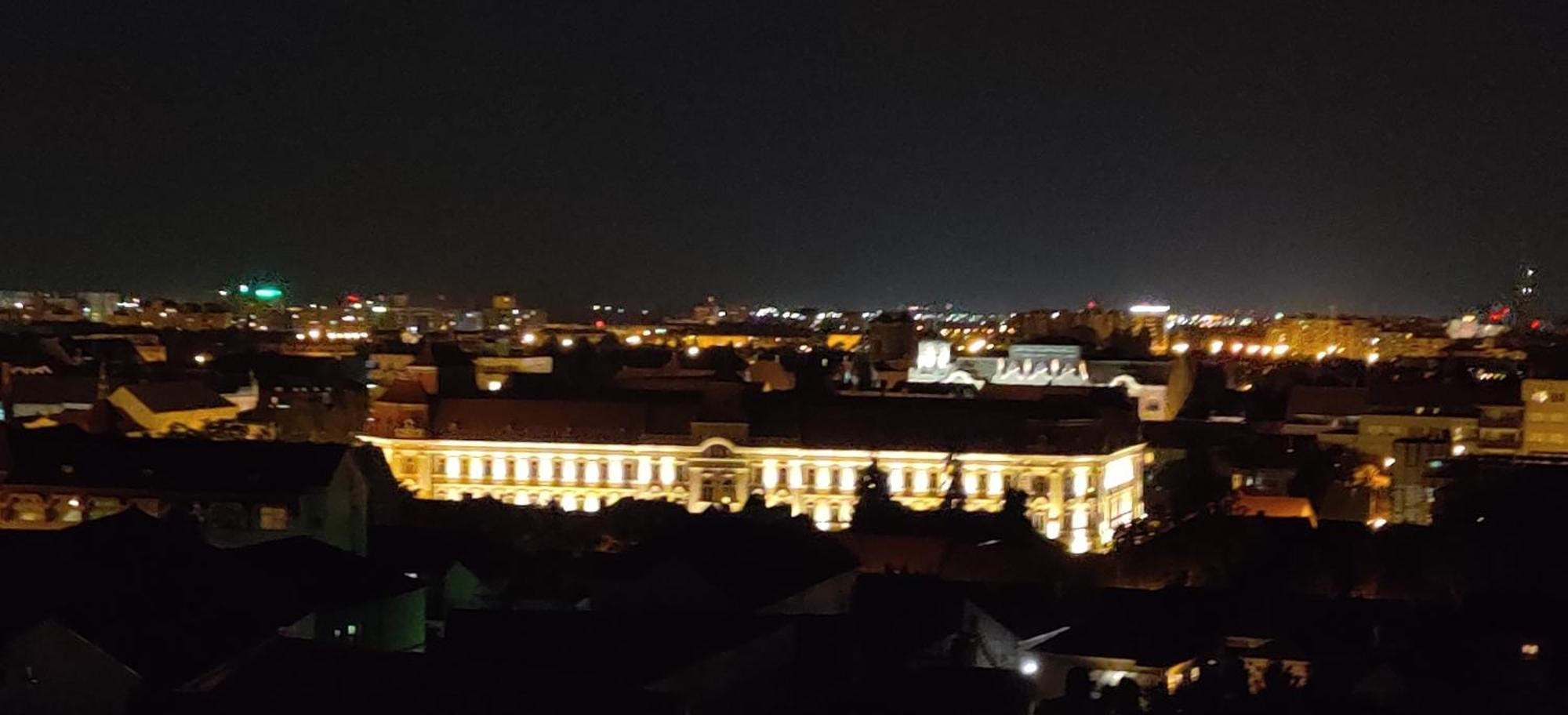 Over The City Oradea Exterior photo